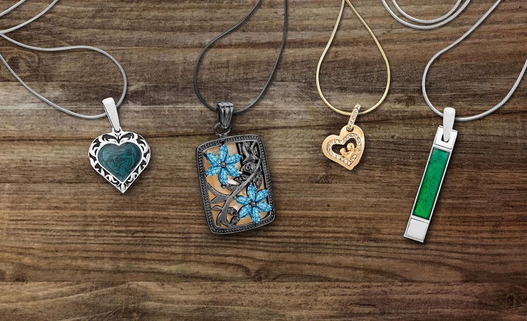 JEWELRY FOR YOUR LOVED ONE WITHOUT GETTING INJURED